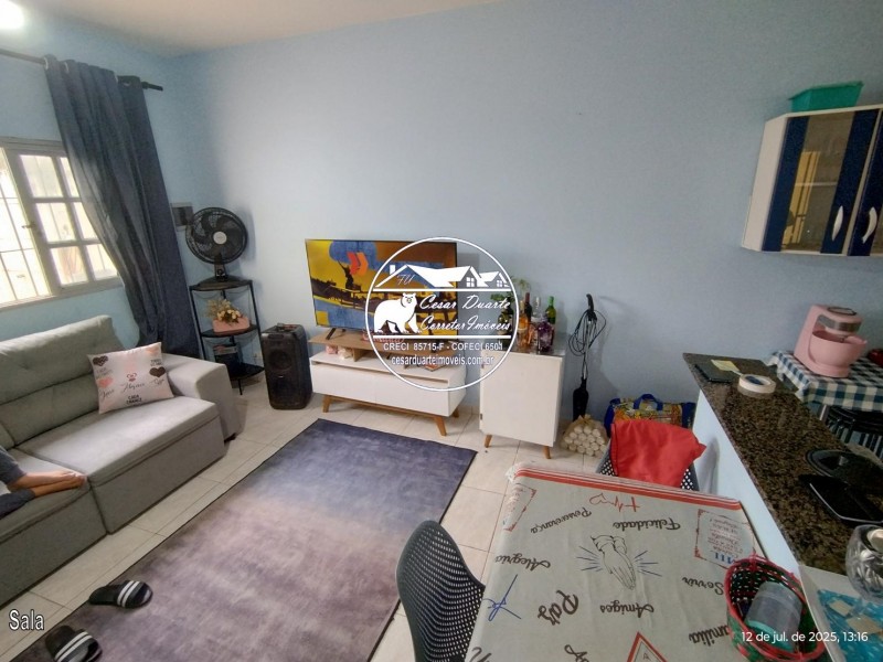 ÓTIMA CASA PARA INVESTIMENTO COM 2 DORMS SENDO 1 SUÃTE PERTO DA PRAIA
